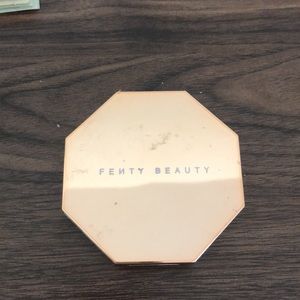 Fenty Beauty Bronzer- Island Ting